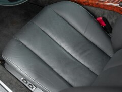 Mercedes Benz SL 600 V12 