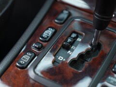 Mercedes Benz E430 V8 