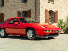 Porsche 928 S 