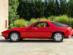 Porsche 928 S 