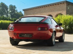 Porsche 928 S 