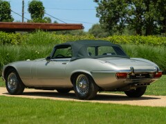 Jaguar E TYPE V12 SPIDER 