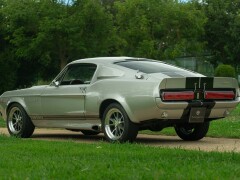 Ford Mustang Shelby GT500 Eleanor Replica 