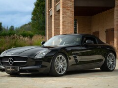 Mercedes Benz SLS AMG Roadster 