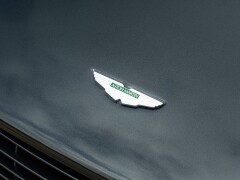 Aston Martin VANTAGE S P10 