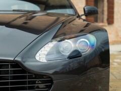Aston Martin VANTAGE S P10 