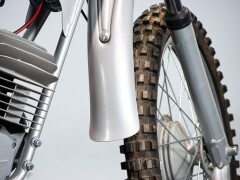 SWM SIX DAYS ES 125 