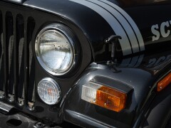 Jeep CJ-8 SCRAMBLER 