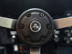 Jeep CJ-8 SCRAMBLER 