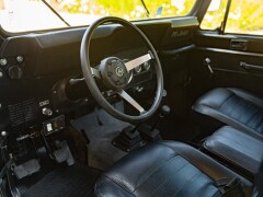 Jeep CJ-8 SCRAMBLER 