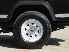 Jeep CJ-8 SCRAMBLER 
