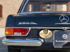 Mercedes Benz 280 SL 