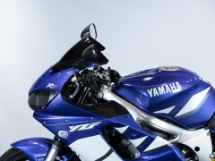 Yamaha R6 